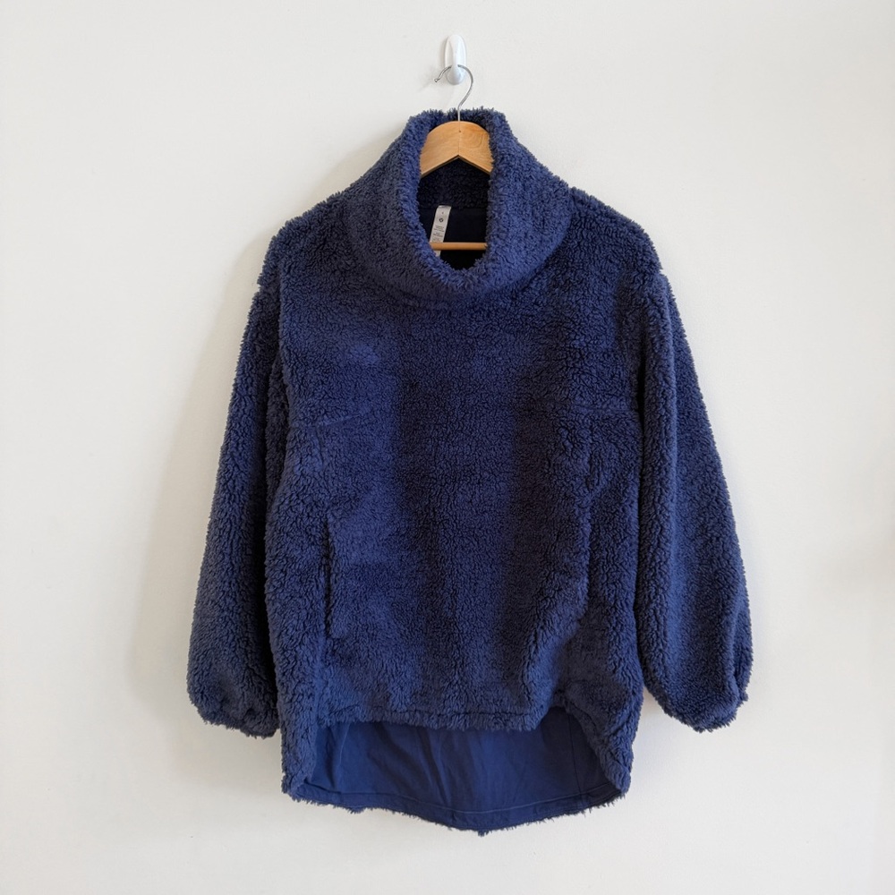 LULULEMON • Warmth Restore Long Pullover in Night Sea - Picture 4 of 15